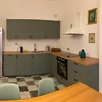 Apartman Lo